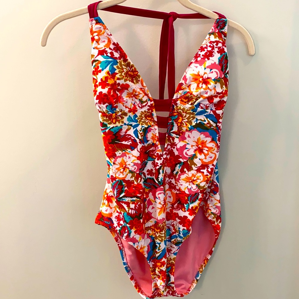 Women’s one piece swimsuit